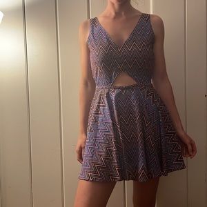 Fun cut out dress size S